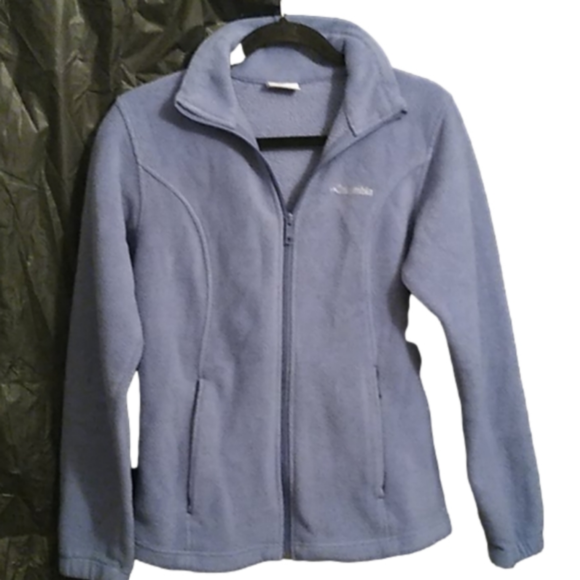 Columbia Jackets & Blazers - Columbia full zip fleece jacket w/pockets